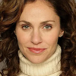 Amy Brenneman