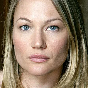 Sarah Wynter