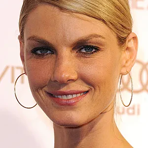 Angela Lindvall