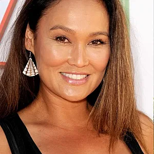 Tia Carrere