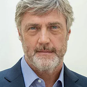 Vincent Regan
