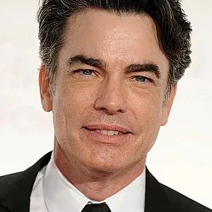 Peter Gallagher